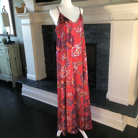 NWT Tahari Size Small Persimmon/ multi-color halter-back dress w/ pockets - Picture 1 of 11